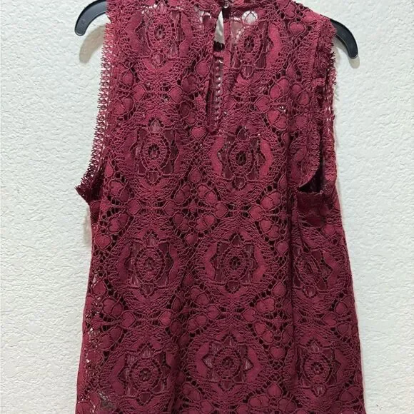 BB Dakota 'Patti' Guipure Lace Sleeveless Blouse in Bordeaux, S NWOT - Picture 4 of 11